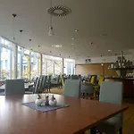 한자 호텔 4*